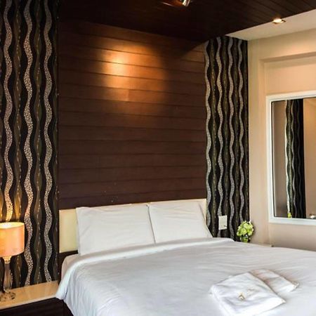 The Ring Hotel Hat Yai Buitenkant foto