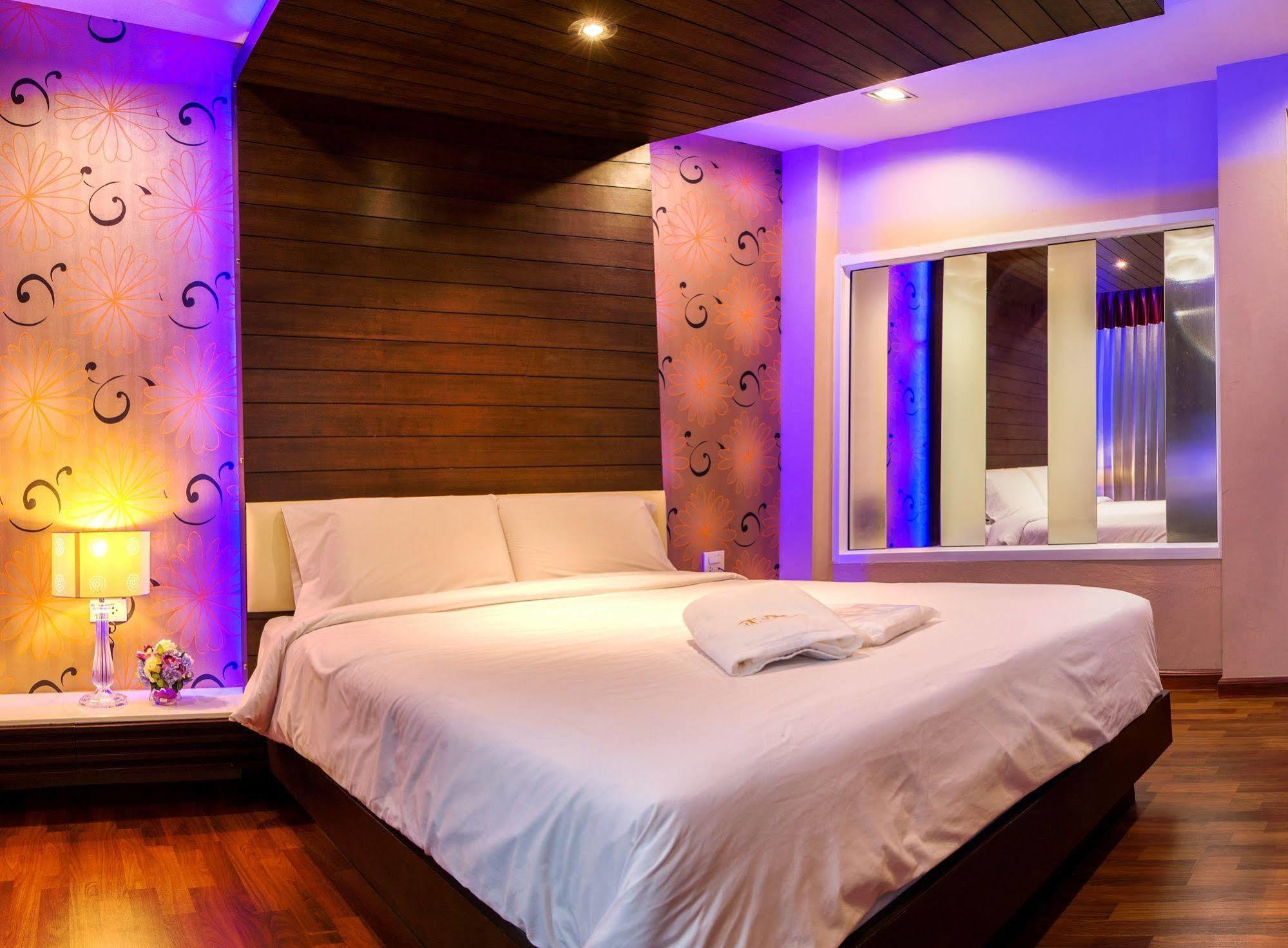 The Ring Hotel Hat Yai Buitenkant foto