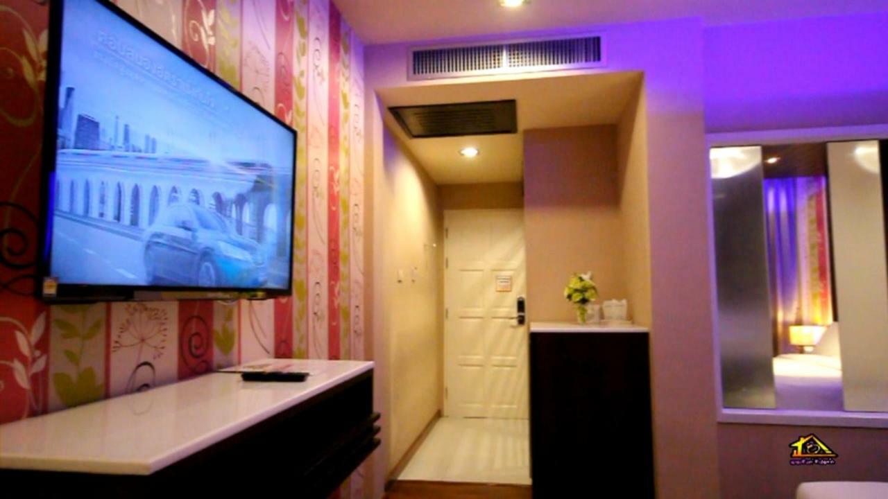 The Ring Hotel Hat Yai Buitenkant foto
