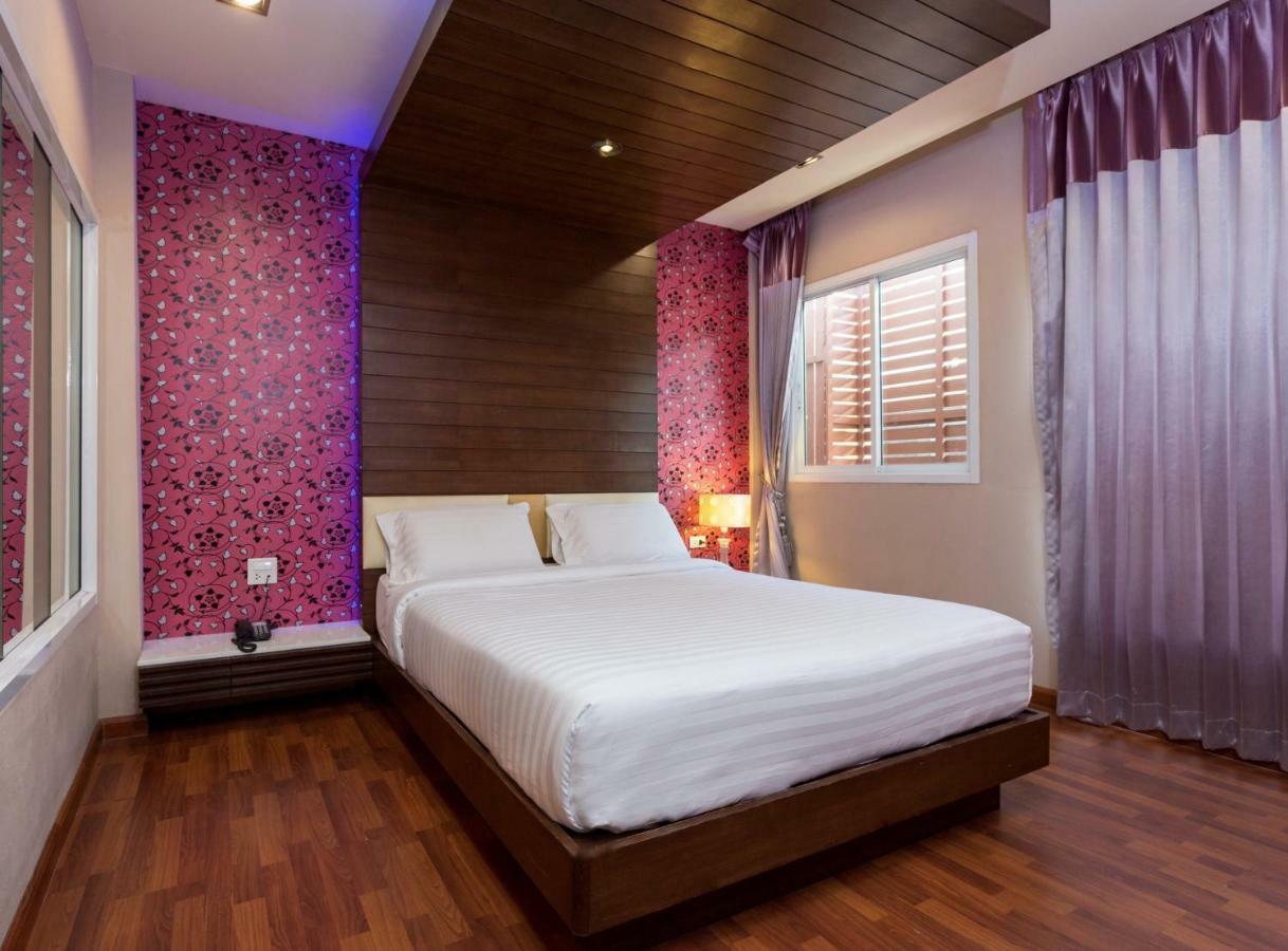 The Ring Hotel Hat Yai Buitenkant foto